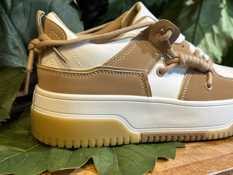 Sneakers inspired | Camel